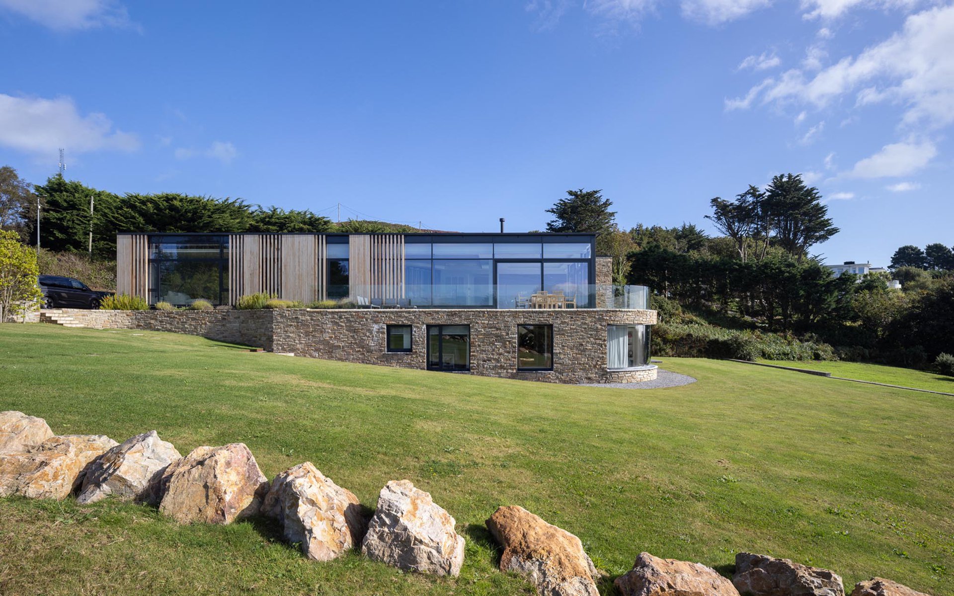 Dublin House: Slide 4